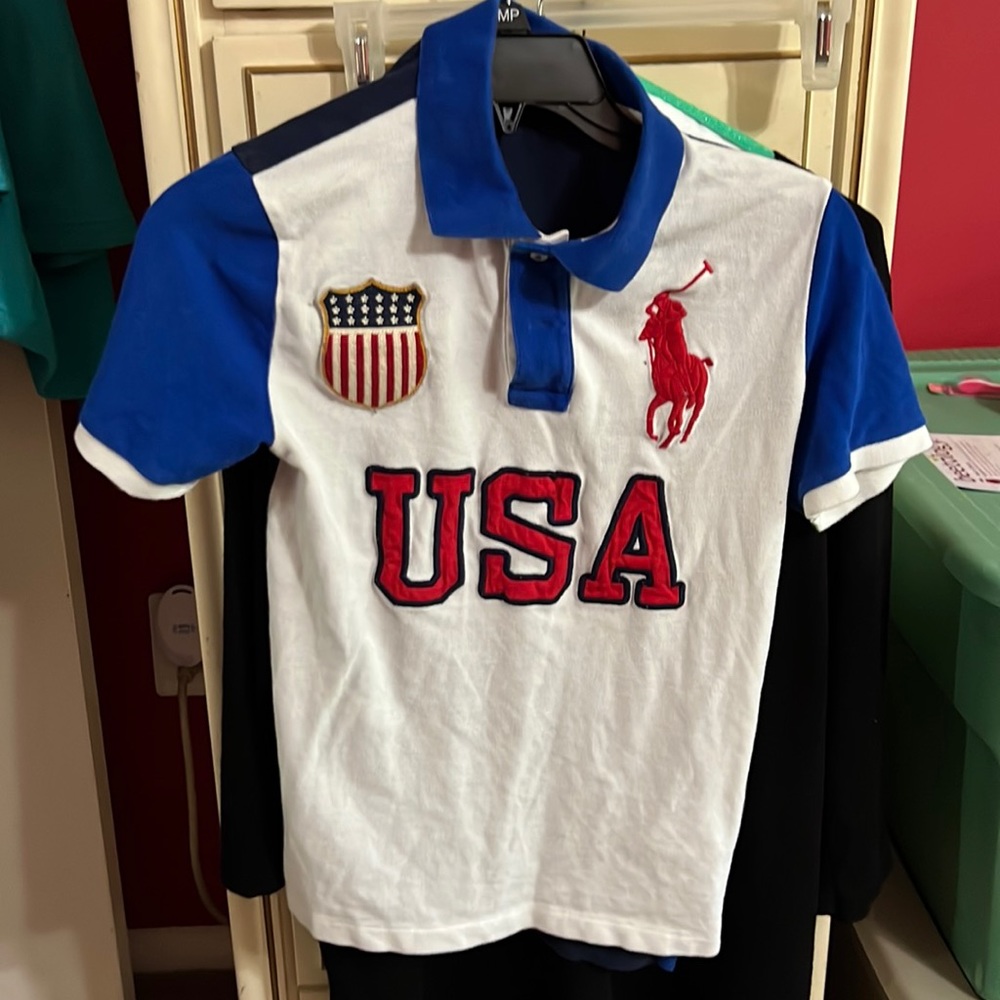 Polo t shirt